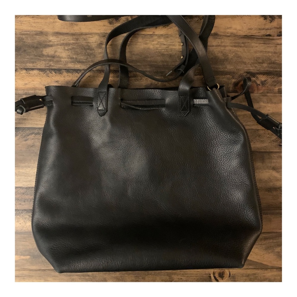 Madewell Medium Drawstring Transport crossbody